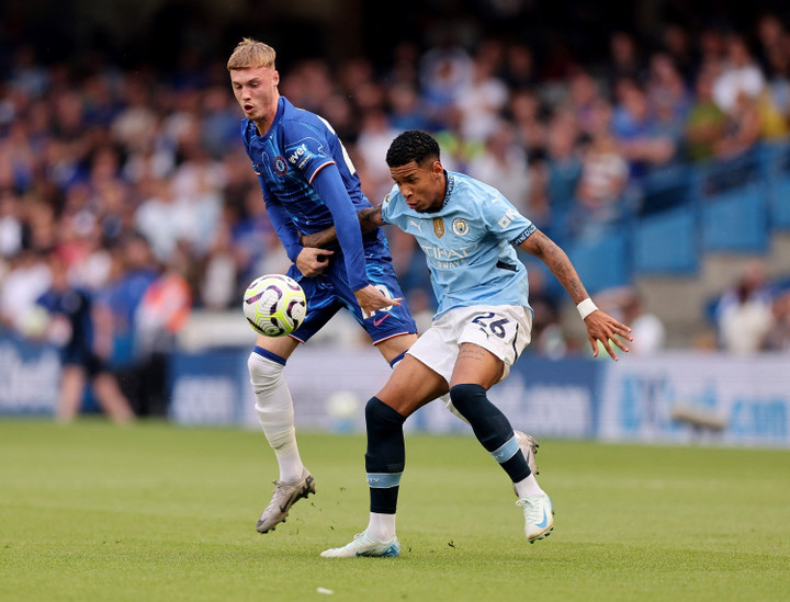 Savinho chơi tốt ở cánh phải của Man City trong lần đầu tiên đá chính tại Ngoại Hạng Anh. (Ảnh: Reuters)