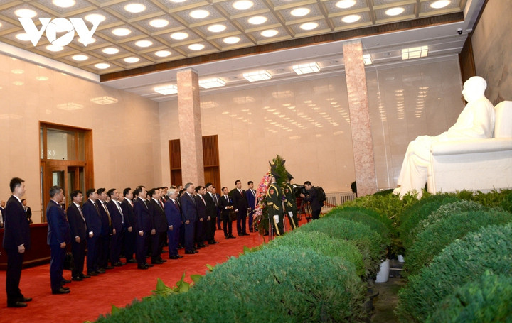 Tổng Bí thư, Chủ tịch nước Tô Lâm thăm Nhà tưởng niệm Mao Trạch Đông - 3