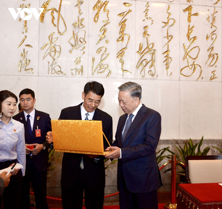 Tổng Bí thư, Chủ tịch nước Tô Lâm thăm Nhà tưởng niệm Mao Trạch Đông - 9