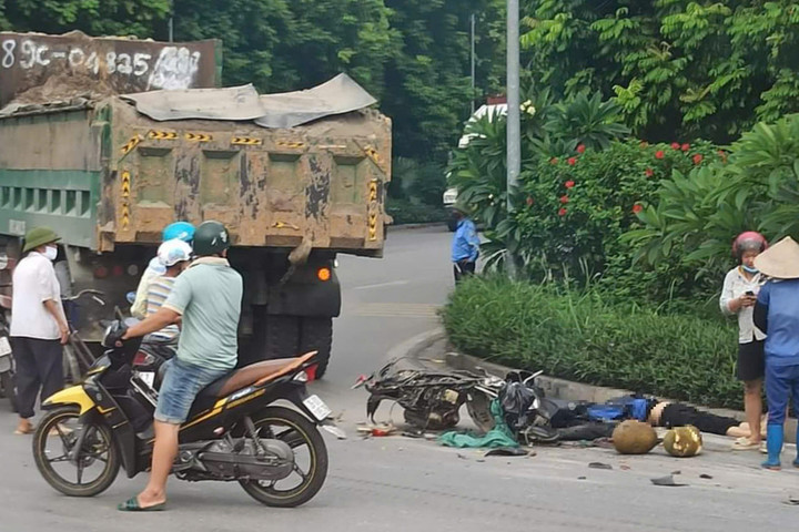 Hiện trường nơi xảy ra vụ tai nạn. (Ảnh: Đỗ Hồng Phú)