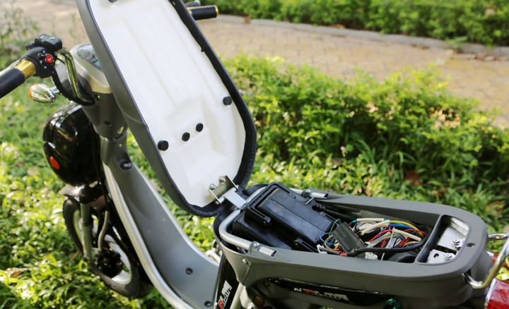 4 nguyên nhân khiến xe cắm sạc nhưng không vào điện.