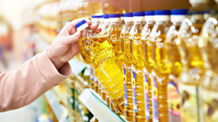Hạn sử dụng của dầu ăn sau khi mở nắp là bao lâu? Tốt nhất bạn nên dùng hết trong khoảng 3 tháng. (Ảnh: Istock)