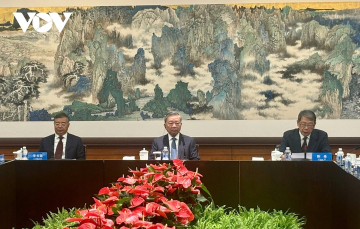 Tổng Bí thư, Chủ tịch nước Tô Lâm làm việc với lãnh đạo Trường Đảng Trung ương Đảng Cộng sản Trung Quốc