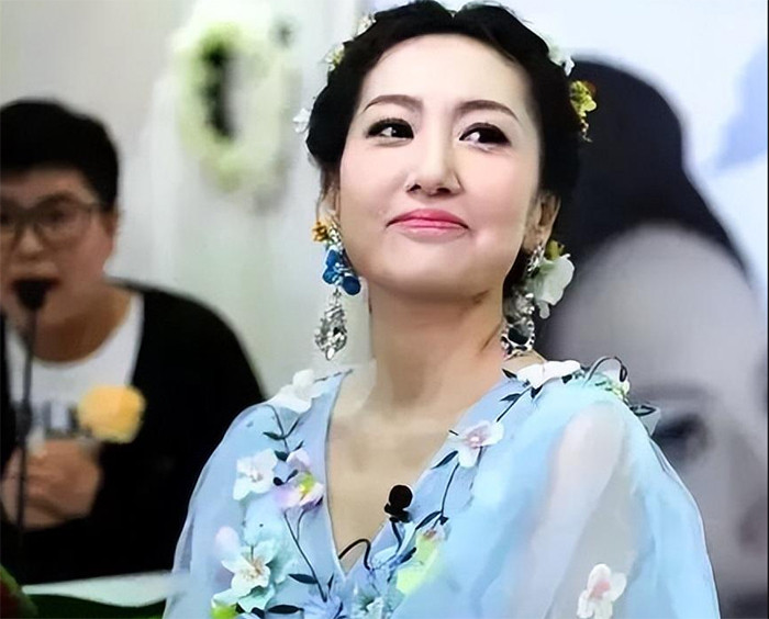 Vương Duyệt mong có một đám tang thật tươi vui, không buồn đau. (Ảnh Toutitao)