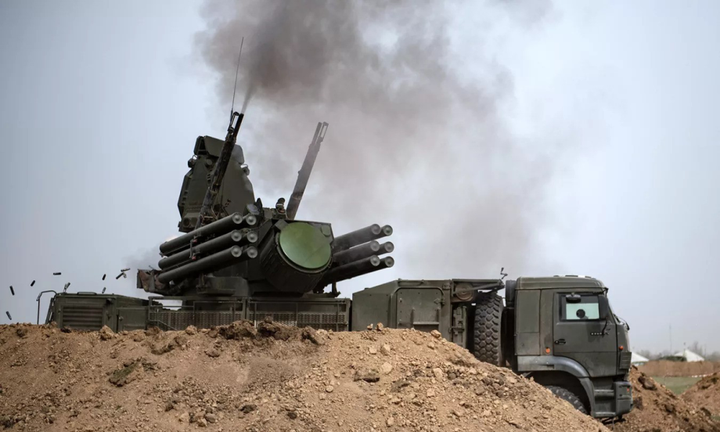 Hệ thống tên lửa S-300 của Nga.