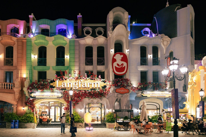 Langfarm gặt hái doanh thu vượt kỳ vọng và trở thành thương hiệu in sâu trong tâm trí khách quốc tế khi mở chi nhánh tại Vinpearl Harbour.