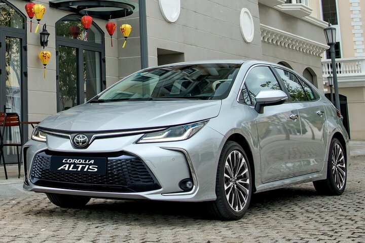 Corolla Altis 2023.