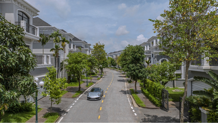 Dãy biệt thự Clubhouse Villa đã hoàn thiện, sẵn sàng chào đón chủ nhân về an cư và tận hưởng cuộc sống với gói nội thất cao cấp trị giá 3 tỷ đồng.