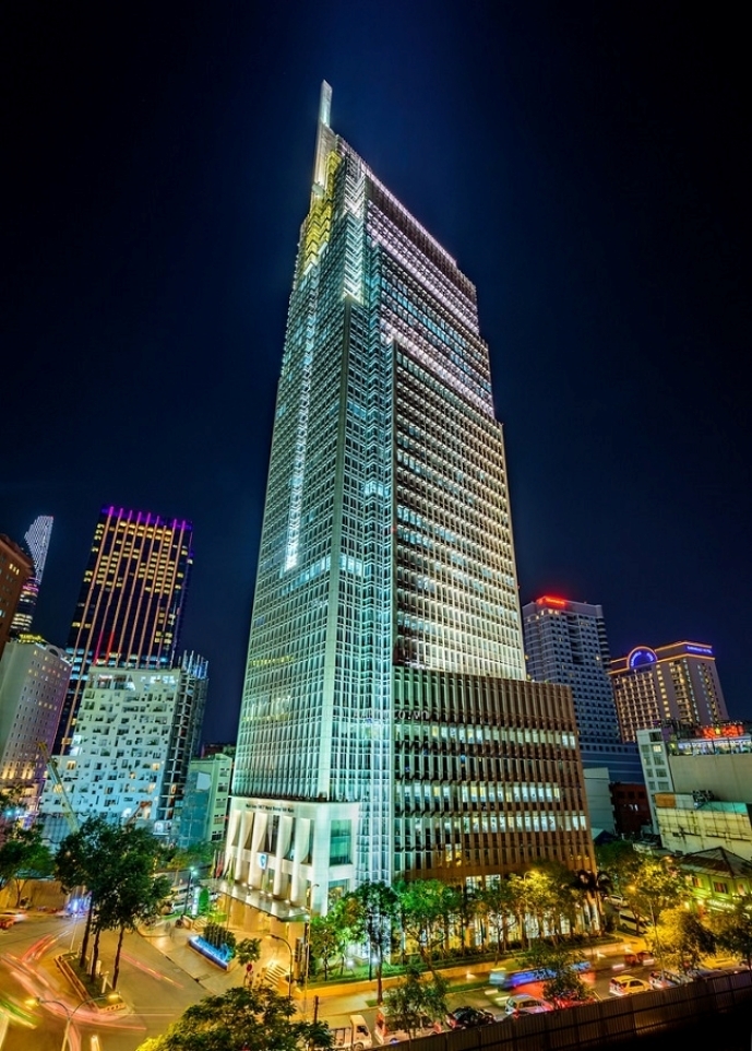 Tòa cao ốc Vietcombank Tower "bỏ túi" cả trăm tỷ đồng/năm. (Ảnh: Đ.V)