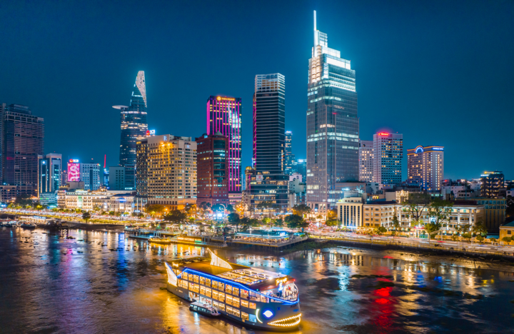 Vietcombank Tower - tòa nhà cao nhất nằm ngoài cùng bên phải. (Ảnh: B.L)