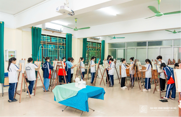 Khám phá ngành đào tạo công nghệ may tại Đại học Công nghiệp Hà Nội - 10