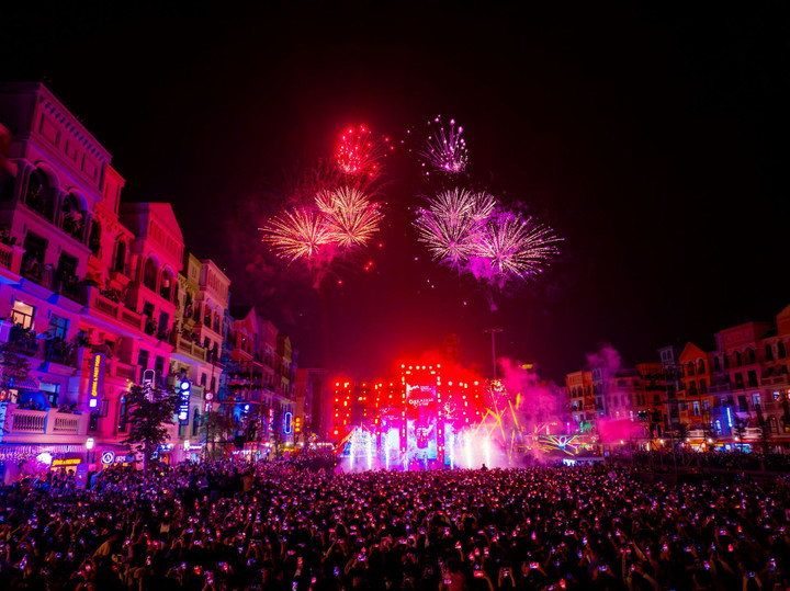 Nhiều lễ hội quốc tế tổ chức tại Grand World thu hút hàng triệu lượt khách đổ về đây trong 6 tháng đầu năm.