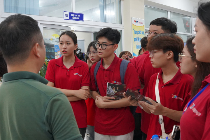 Ông Trần Tiến, Phó Hiệu trưởng phụ trách nhà trường cho biết, những ngày hội như thế này là cơ hội để đơn vị đào tạo và đơn vị sử dụng nhân lực tìm tiếng nói chung trong việc nâng cao chất lượng tay nghề đáp ứng nhu cầu ngày càng cao của thị trường lao động.