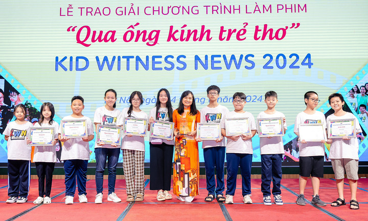 Nhóm Uno Media giành giải nhất.