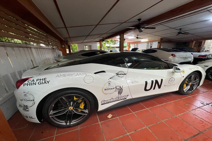 Điểm danh dàn siêu xe Ferrari của ông Đặng Lê Nguyên Vũ tại Gumball 3000 - 4