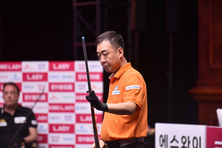 Eom Sang-pil bất ngờ lấy lại phong độ khi đang thua 0-3.