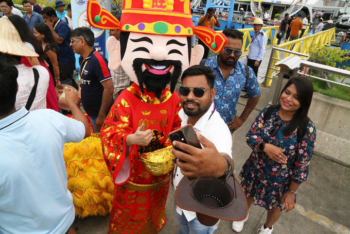 Từ đầu năm đến nay, Ấn Độ là một trong 10 thị trường khách quốc tế lớn nhất đến Quảng Ninh. Vịnh Hạ Long cũng vừa được truyền thông Ấn Độ vinh danh là thỏi nam châm hút khách từ thị trường này. Việc đón tiếp tốt đoàn khách lần này được kỳ vọng sẽ tạo hiệu ứng truyền thông, quảng bá rộng rãi hình ảnh du lịch Hạ Long - Quảng Ninh hấp dẫn, thân thiện, là tiền đề cho các đoàn khách số lượng lớn từ Ấn Độ đến Quảng Ninh trong thời gian tới.