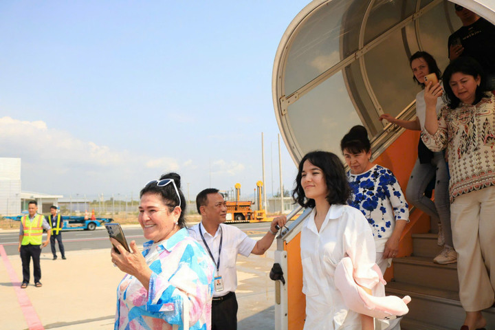 Khách quốc tế đến Khánh Hòa bằng máy bay nhiều hơn khách nội địa.