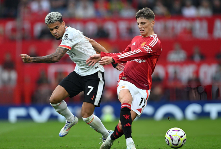 Man Utd để thua Liverpool.