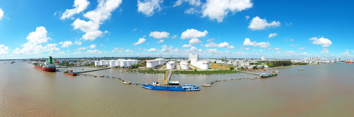 Kho xăng dầu PVOIL - năng lượng cho cuộc sống.