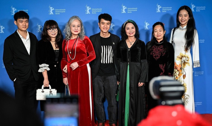 Ê-kíp phim "Culi không bao giờ khóc".