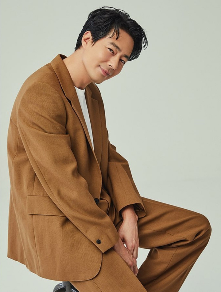 Jo In Sung bị bố mẹ giục kết hôn.