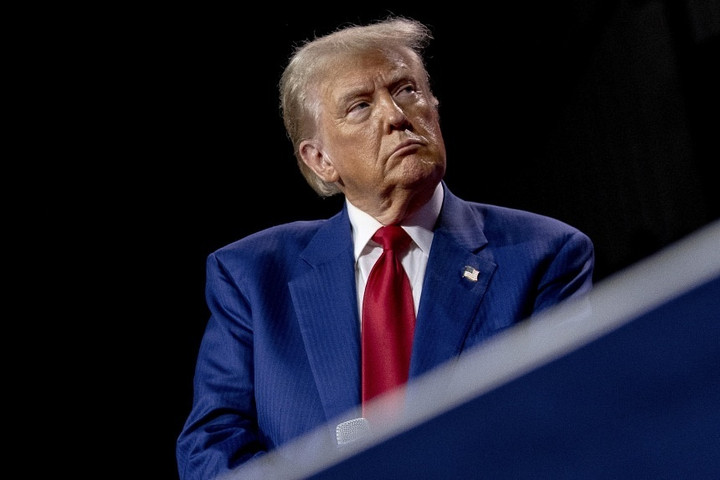 Ông Donald Trump cho biết cuộc xung đột ở Ukraine có thể leo thang thành "chiến tranh thế giới thứ ba". (Ảnh: NYTIMES)