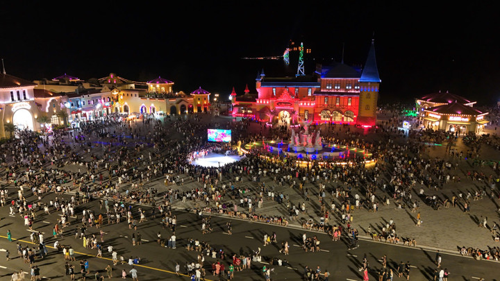 Kỷ lục 6 triệu người đổ bộ và trải nghiệm 'vũ trụ Vin' trong dịp nghỉ lễ 2/9 - 6