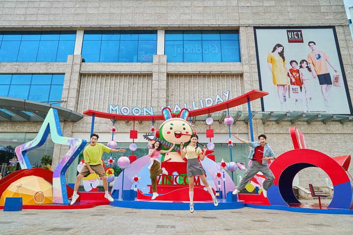 Hơn 3 triệu lượt khách chọn TTTM Vincom vui chơi, mua sắm dịp Quốc khánh - 8