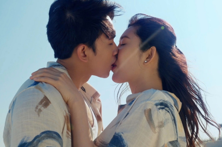 Bộ phim có cái kết viên mãn.