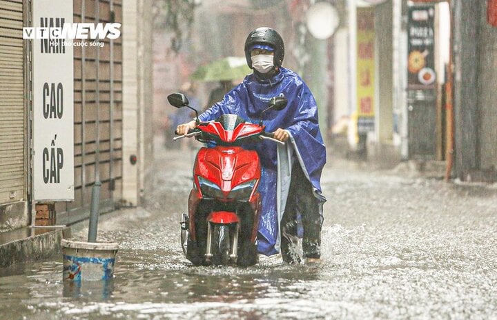 Siêu bão Yagi sẽ gây mưa to, gió lớn ở Hà Nội, có nơi mưa to trên 500mm. (Ảnh minh hoạ: Đắc Huy)