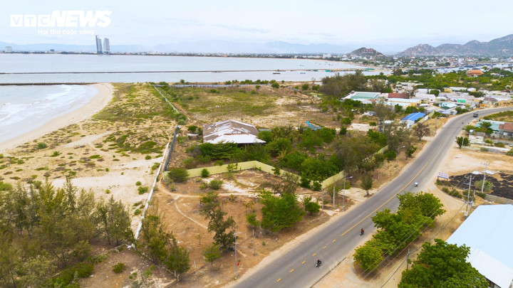 Ngày 8/9, Sở Kế hoạch và Đầu tư tỉnh Ninh Thuận thông tin, Sở đã nhận được văn bản của ông Nguyễn Đức Chi, TGĐ Công ty Cổ phần Ninh Chữ Bay về việc hướng dẫn thủ tục xin chấm dứt hoạt động dự án Ninh Chữ Sailing Bay (thôn Khánh Hội, xã Tri Hải, huyện Ninh Hải) có tổng vốn đầu tư 4.779 tỷ đồng.