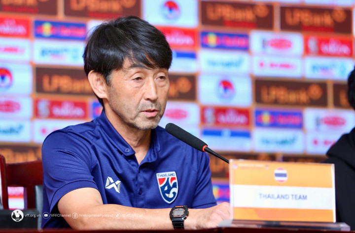 HLV Masatada Ishii tại buổi họp báo chiều 6/9.