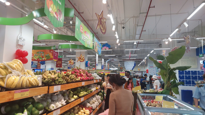 Các lễ hội rau VietGAP thu hút khách hàng.
