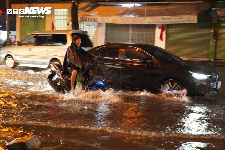 Thời tiết TP.HCM hôm nay 7/9, mây nhiều, về chiều có mưa dông.