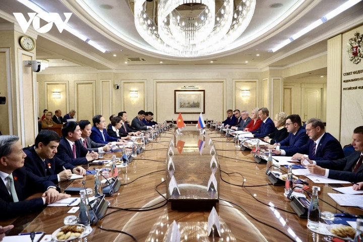 Chủ tịch Quốc hội Trần Thanh Mẫn hội đàm với Chủ tịch Hội đồng Liên bang Quốc hội Liên bang Nga Valentina Ivanovna Matvienko.