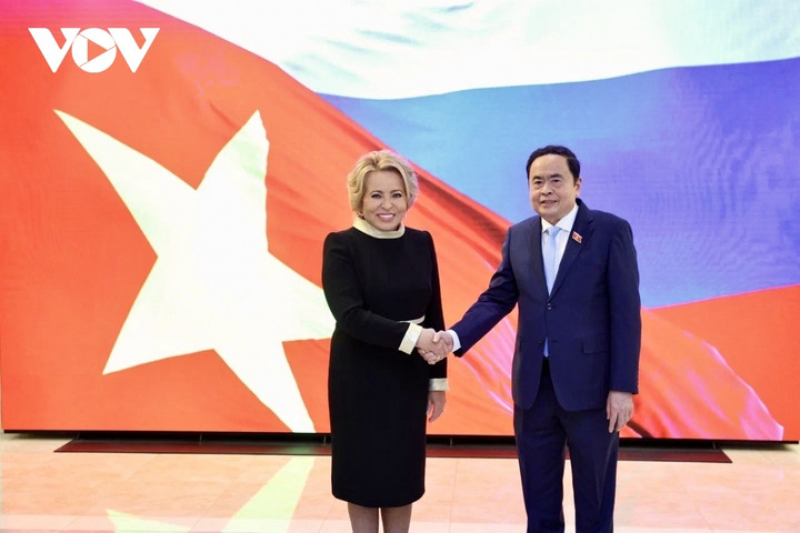 Chủ tịch Quốc hội Trần Thanh Mẫn và Chủ tịch Hội đồng Liên bang Quốc hội Liên bang Nga Valentina Ivanovna Matvienko.