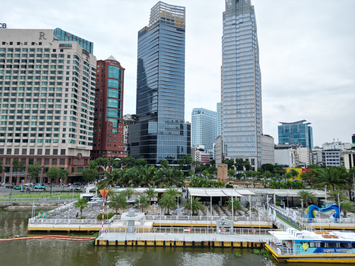 Theo dự thảo bảng giá đất điều chỉnh TP.HCM đang xây dựng, nhiều tuyến đường, khu vực có mức giá tăng vài chục lần so với bảng giá áp dụng trước ngày 1/8/2024. (Ảnh: Lương Ý)