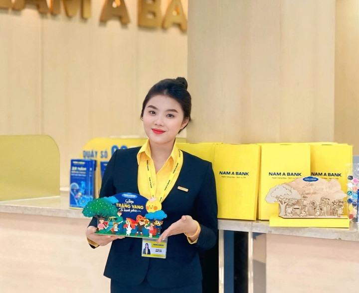 Tranh ghép Trung thu hạnh phúc đến khách hàng từ ngày từ ngày 5/9 – 19/9.