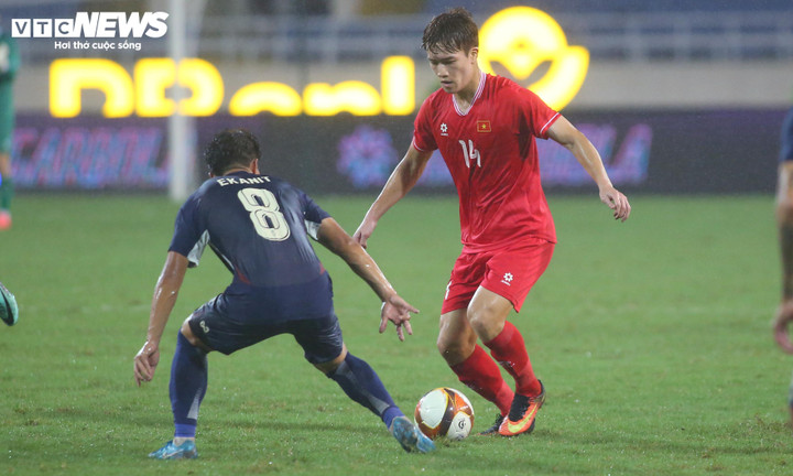 Tuyến giữa của đội tuyển Việt Nam không thể thiếu Hoàng Đức?