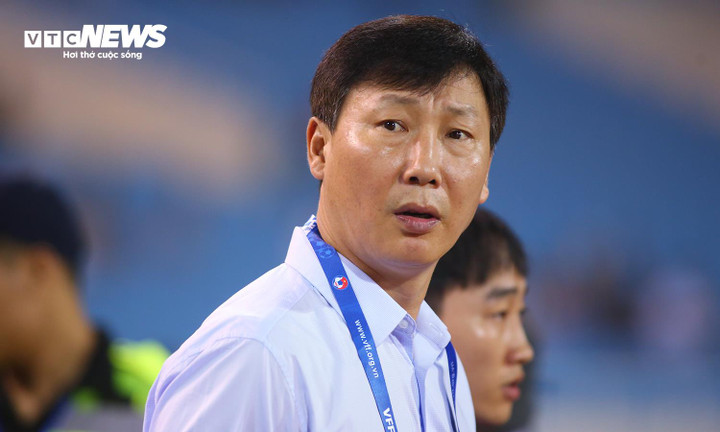Huấn luyện viên Kim Sang-sik chưa tạo ra khác biệt rõ rệt ở đội tuyển Việt Nam.