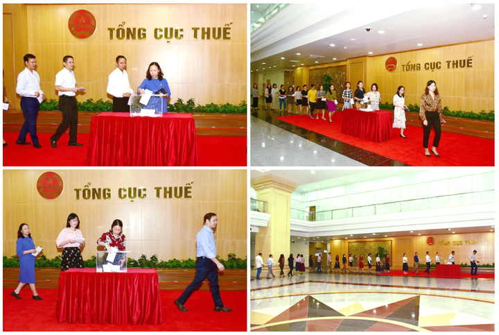 Công đoàn ngành thuế hàng năm đều phát động ủng hộ bà con các vùng thiên tai. (Trong ảnh là lễ quyên góp của Công đoàn cơ quan Tổng cục Thuế ủng hộ Nhân dân miền Trung bị ảnh hưởng bởi thiên tai, bão lũ năm 2020)