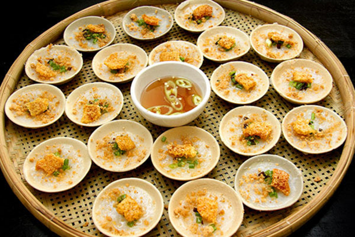 Bánh bèo chén ở Sài Gòn rất phong phú với nhiều phong vị tùy từng tỉnh thành theo người dân về TP.HCM. (Ảnh: TL)