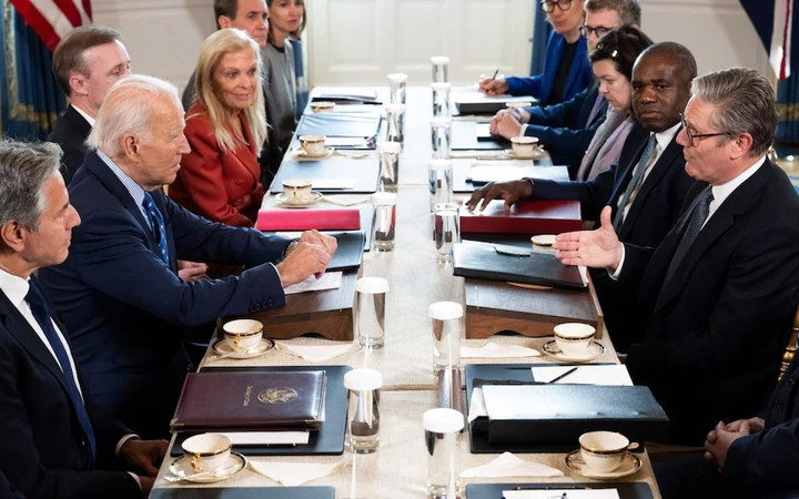 Tổng thống Mỹ Joe Biden hội đàm với Thủ tướng Anh Keir Starmer tại Nhà Trắng ngày 13/9/2024. (Ảnh: Getty Images)