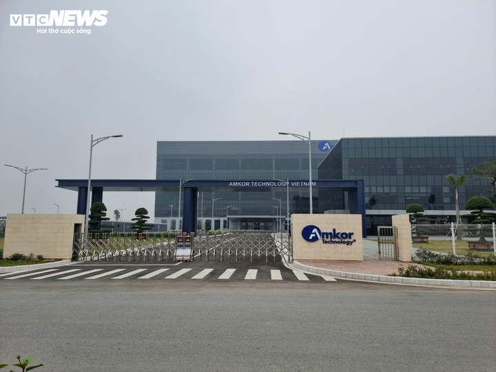 Nhiều tập đoàn sản xuất bán dẫn, bản mạch điện tử đầu tư hàng tỷ USD vào Bắc Ninh như Amkor Technology.