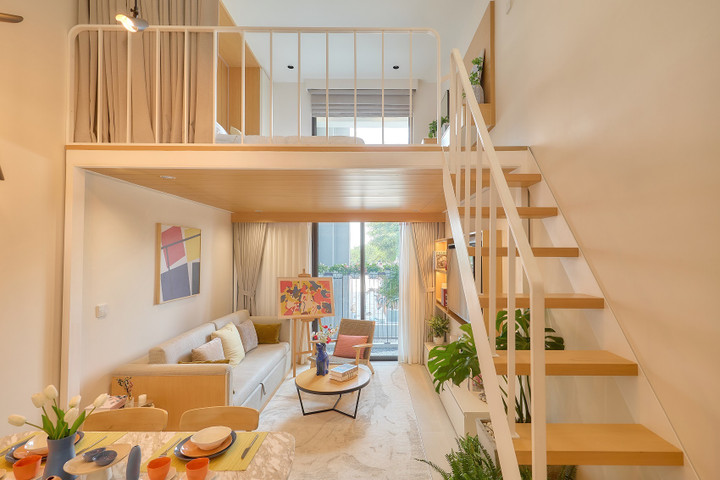 Theo đó, căn hộ 29m2 có thể tăng từ 1 lên 2 không gian ngủ. Căn hộ 45m2 có thể tăng lên 4 không gian ngủ. Các không gian ngủ có cầu thang riêng mang tới sự riêng tư. Đồng thời, không gian sinh hoạt chung có khoảng thông tầng, đảm bảo thông thoáng.