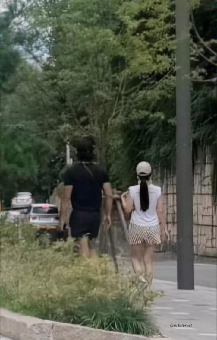 Kim Tae Hee - Bi Rain ''trốn con'' hẹn hò.