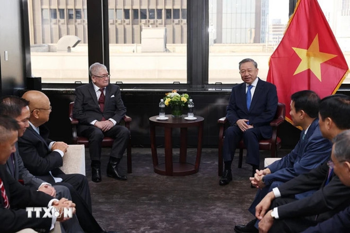 Tổng Bí thư, Chủ tịch nước Tô Lâm gặp mặt nhóm trí thức Houston. (Ảnh: Lâm Khánh/TTXVN)