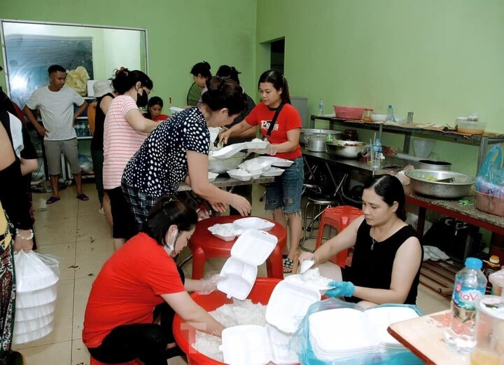 Bếp ăn 0 đồng của vợ chồng thương binh - 9