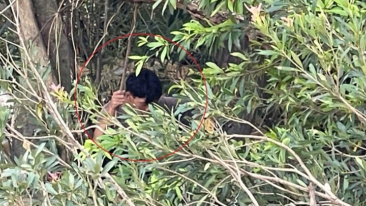 Anh Phan Minh Thắng mắc kẹt giữa dòng nước lũ suốt 9 ngày